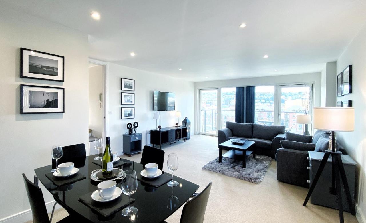 Artistic And Luxurious Apt With Sea View. Beach Side Swansea Esterno foto