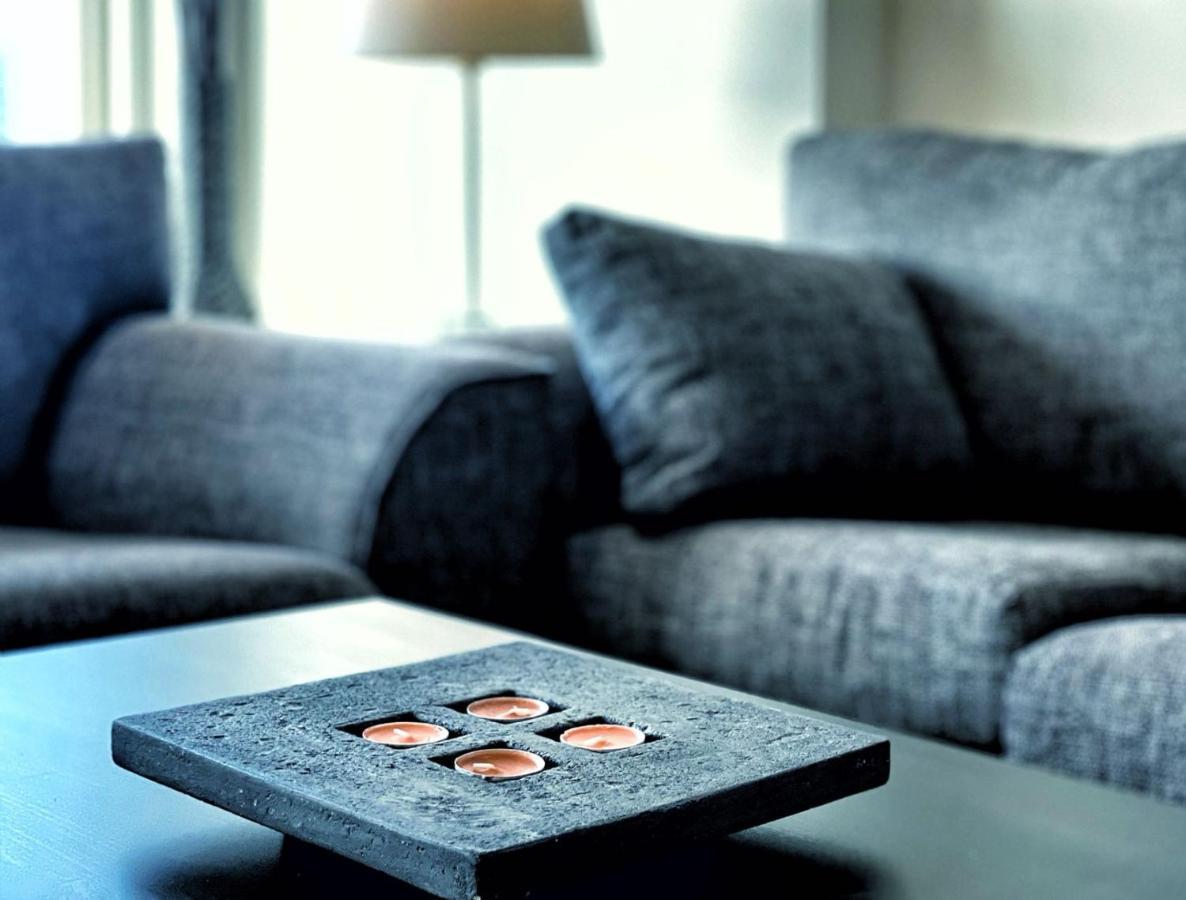 Artistic And Luxurious Apt With Sea View. Beach Side Swansea Esterno foto