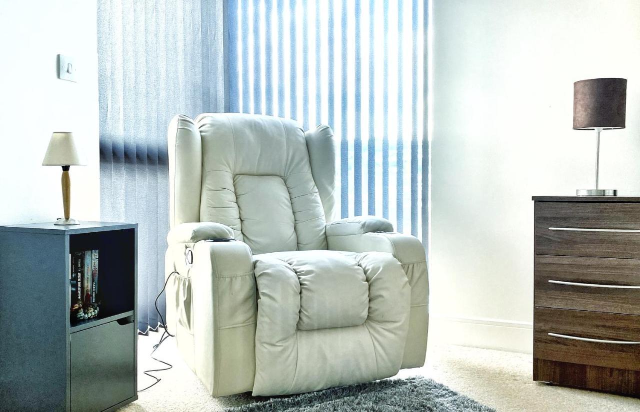 Artistic And Luxurious Apt With Sea View. Beach Side Swansea Esterno foto