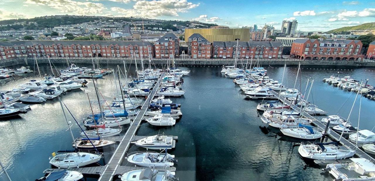 Artistic And Luxurious Apt With Sea View. Beach Side Swansea Esterno foto